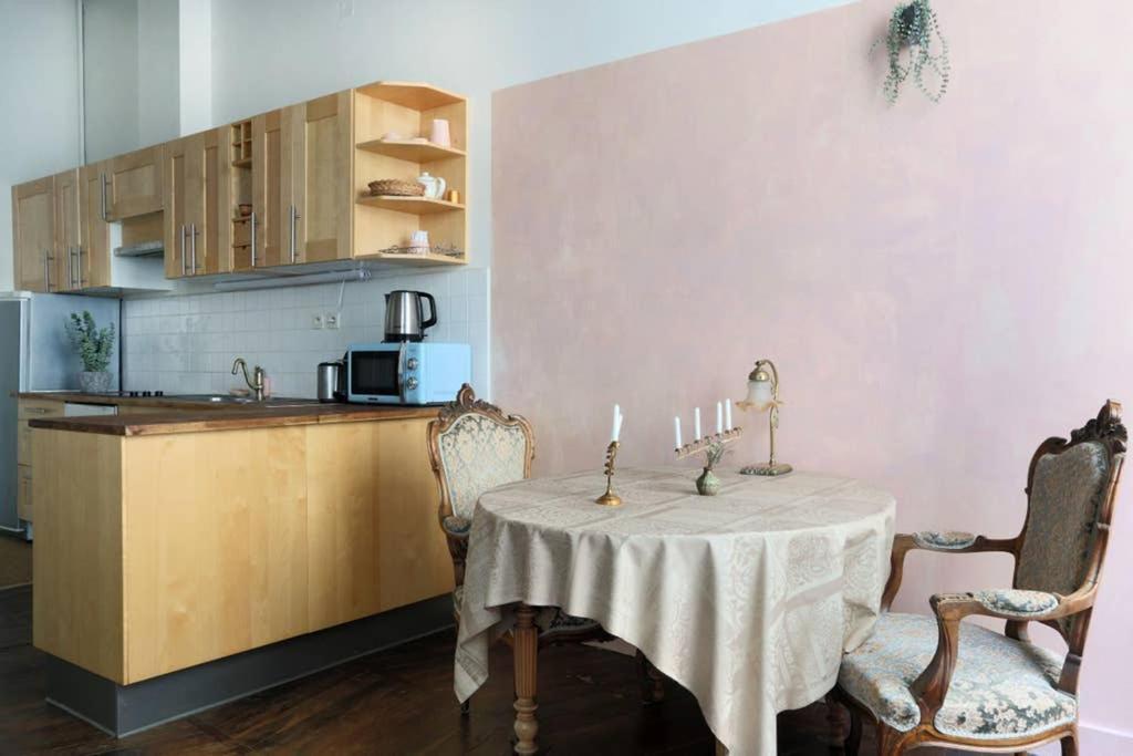 Appartamento Charme D'Ancien Au Coeur De Vieux-Tours Esterno foto